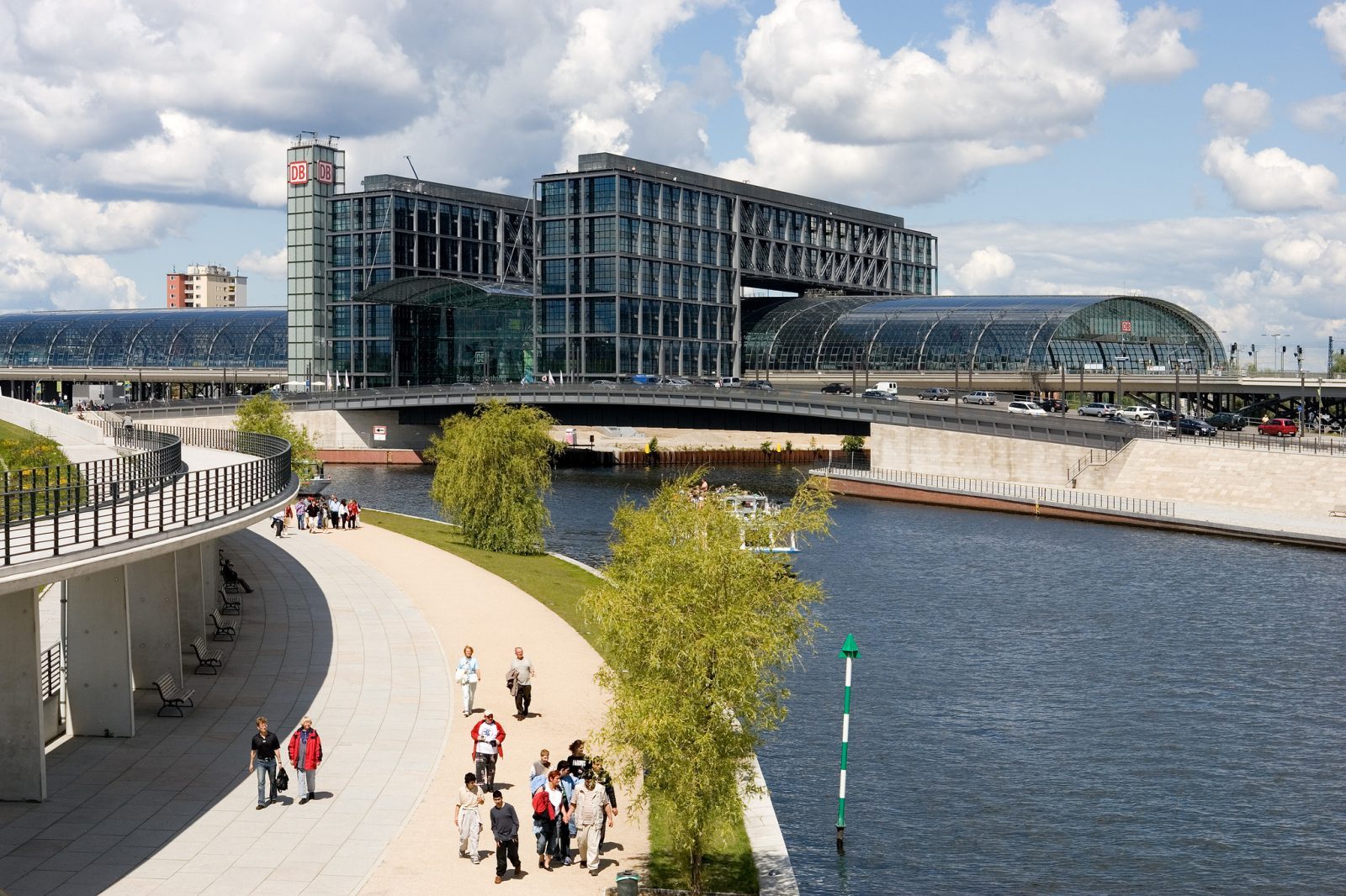 hauptbahnhof architecture