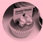 amstel house hostel berlin bolo de aniversario